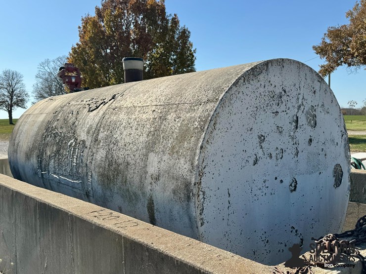 horizontal-steel-fuel-tank-w/pump-image-7