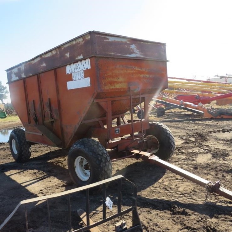 M&W LITTLE RED WAGON