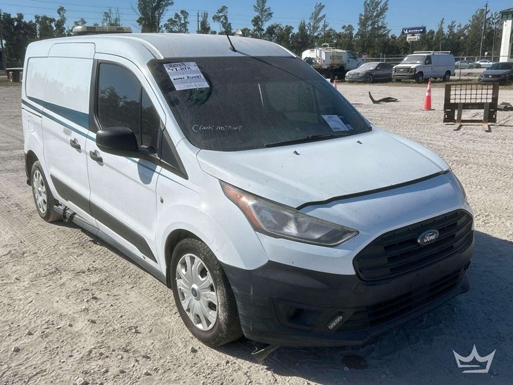 2019-ford-transit-connect-image-2