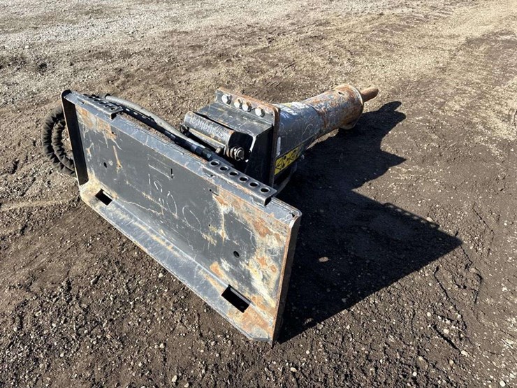 bobcat-hb980-image-3