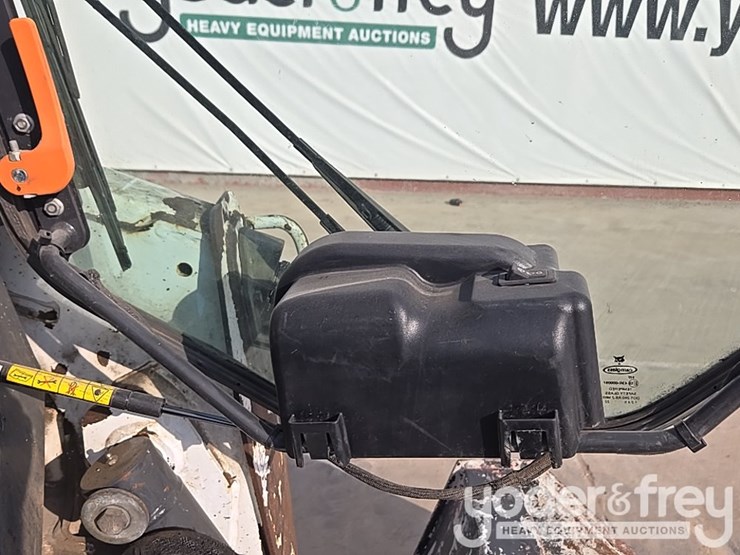 2021-bobcat-t595-image-67