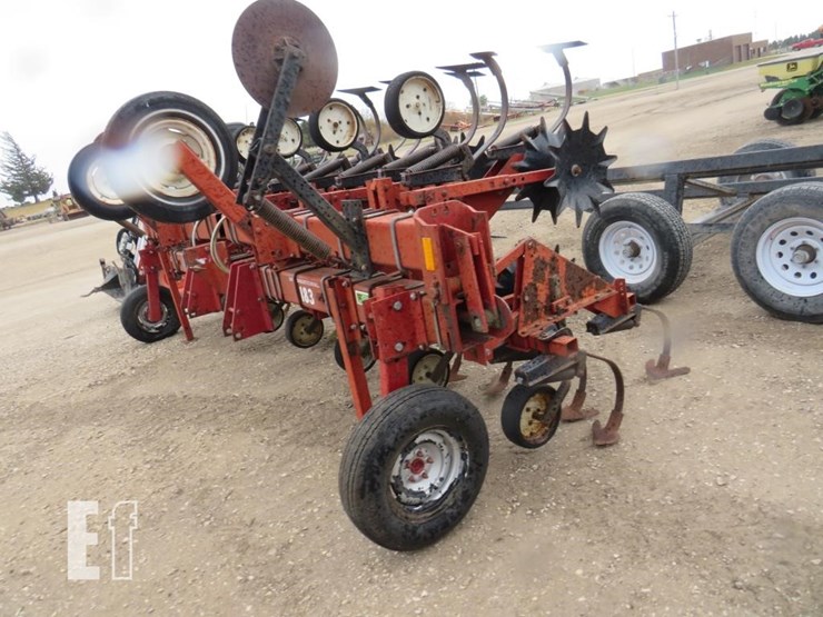 international-183-image-8