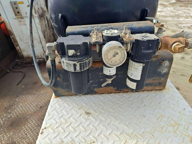 2018-ford-f550-image-41