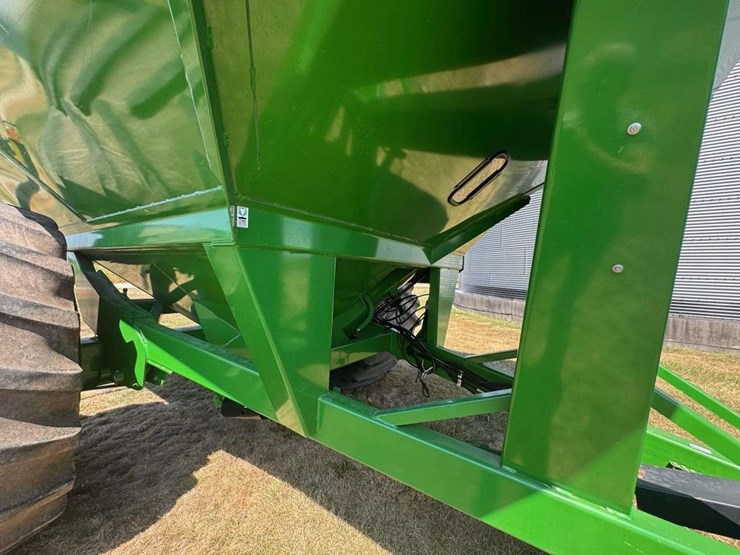 2014-brent-1082-image-14