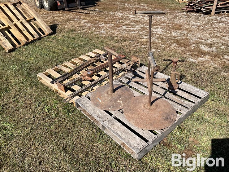 high-lift-farm-jack/deadman-lot-image-5