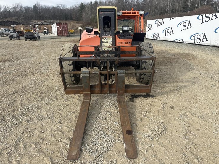 2015-jlg-g6-42a-image-8