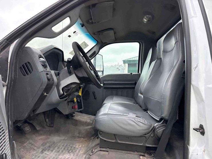 2019-ford-f750-image-37
