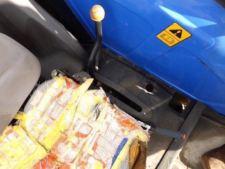 new-holland-tn60a-image-21