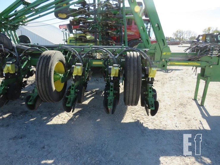 2012-john-deere-1770nt-image-7