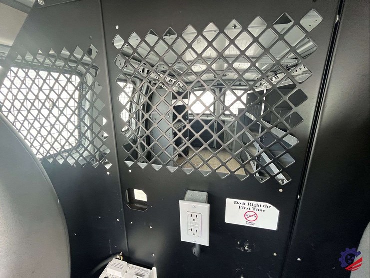 2012-chevrolet-express-van-image-65