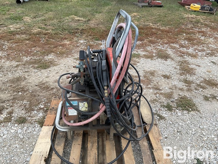 alkota-220-volt-electric-pressure-washer-image-8