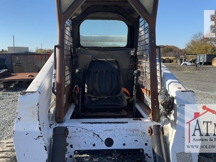 2002-bobcat-s250-image-10