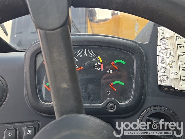 2019-caterpillar-tl1255d-image-124