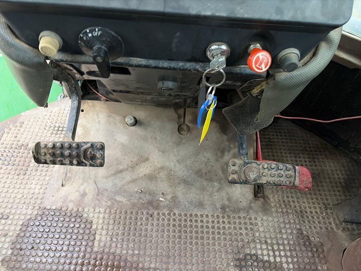 john-deere-8450-image-31