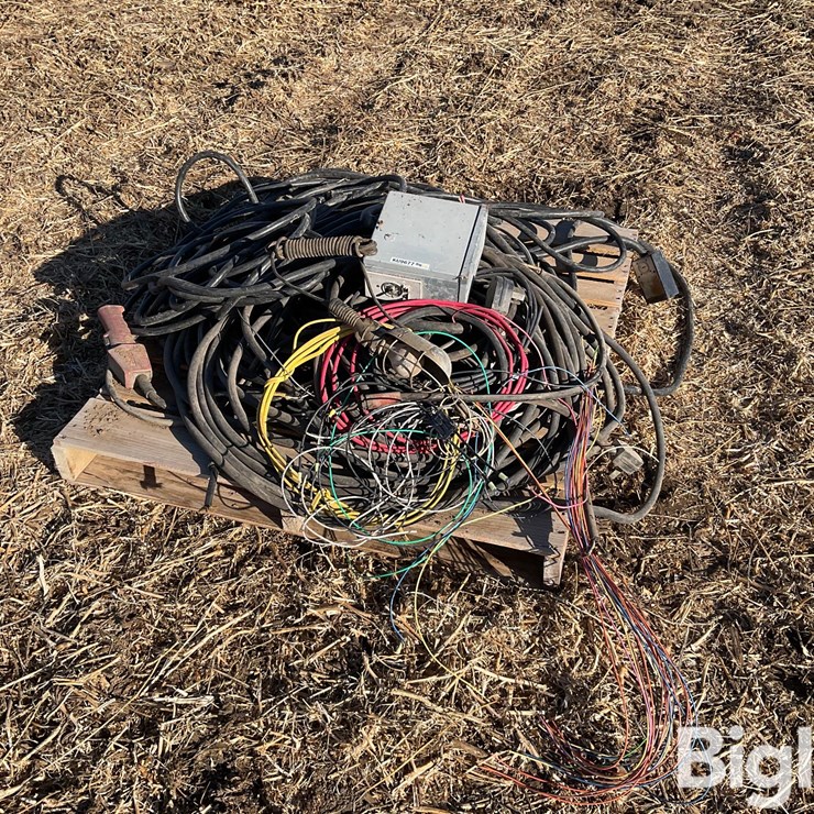 Braided 220 Volt Copper Wire