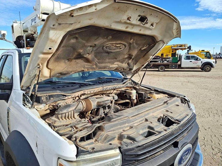 2017-ford-f550-image-9