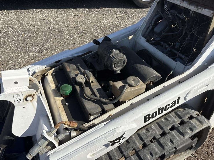 2011-bobcat-mt55-image-11