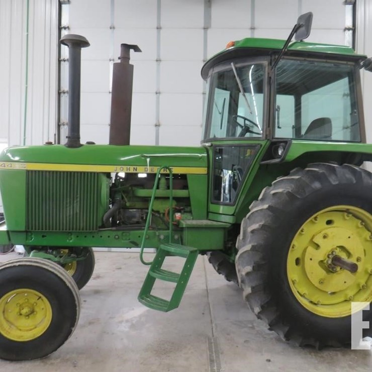 JOHN DEERE 4430
