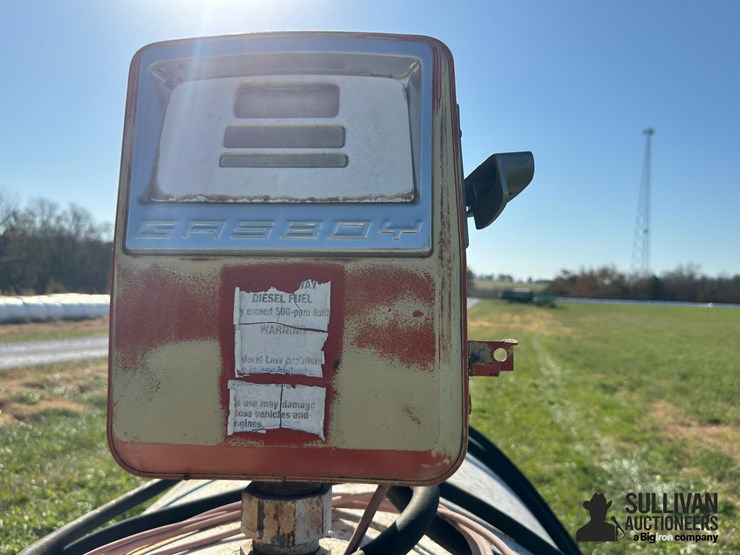 steel-fuel-tank-w/pump-image-9