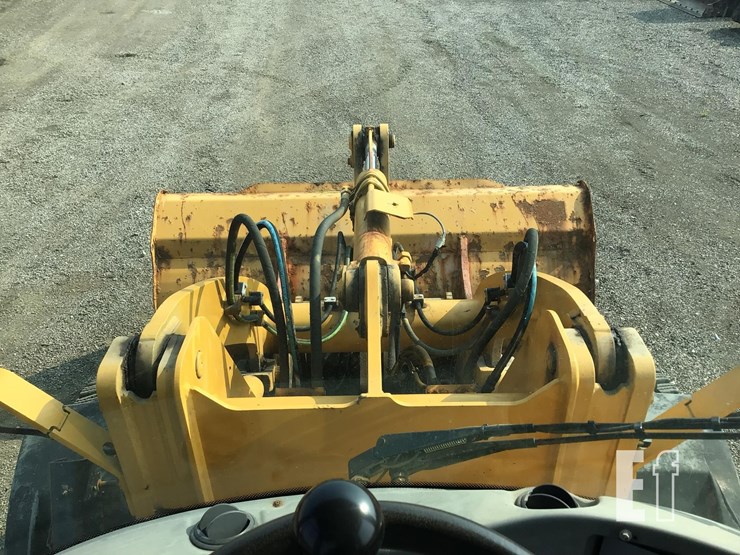 2007-deere-244j-image-17