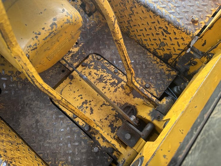 deere-450-image-34