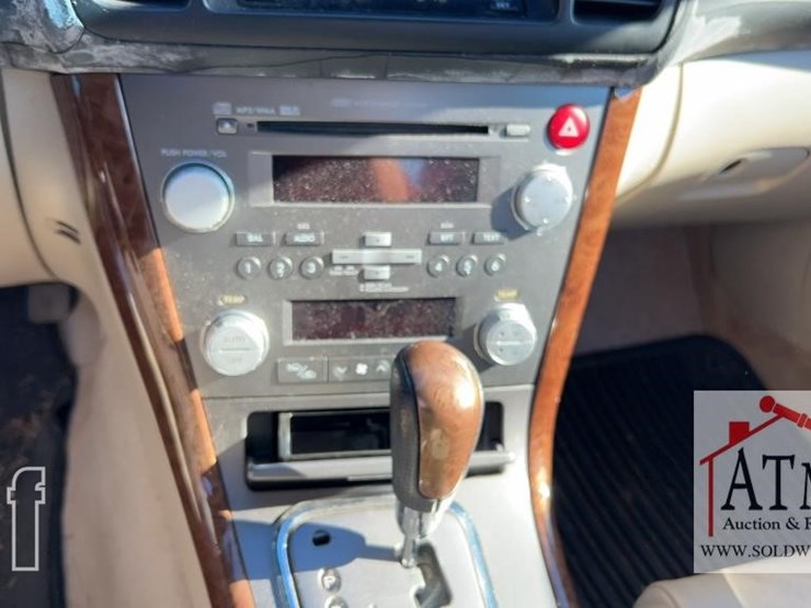 2007-subaru-legacy-image-16