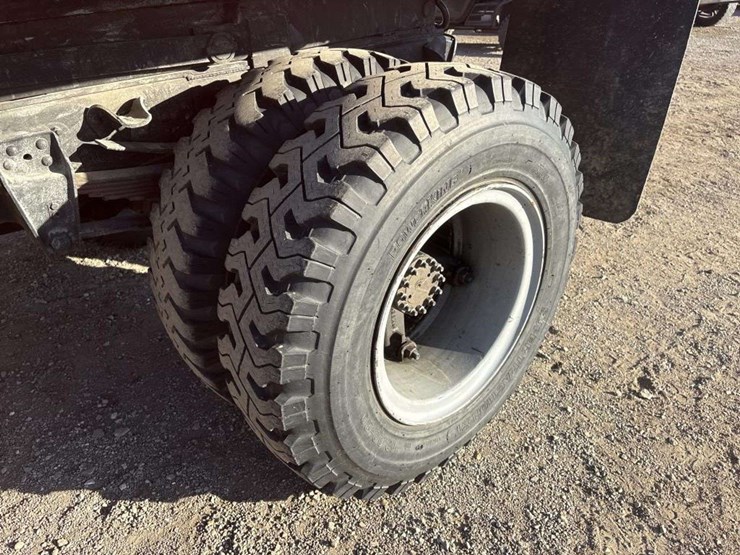 1985-gmc-7000-image-26