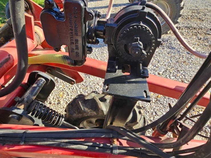 2012-case-ih-2800-image-7