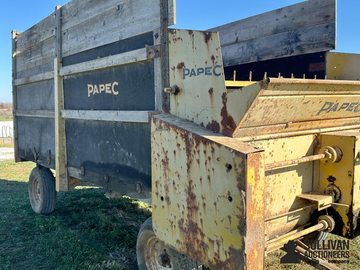 papec-14-forage-wagon-on-knowles-running-gear-image-12