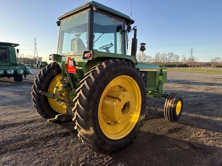 john-deere-4230-image-5