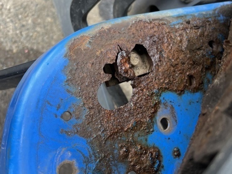 2001-new-holland-tc40d-image-28