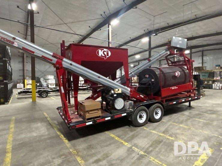 2015-ksi-120819-image-5