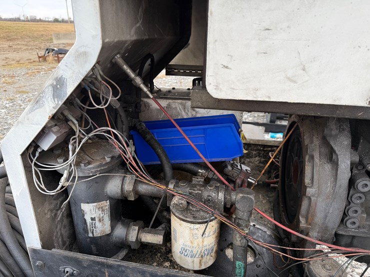 #8-•-cushion-cut-2525-3-cyl-power-unit-w/-trailer-inv#29196-image-35