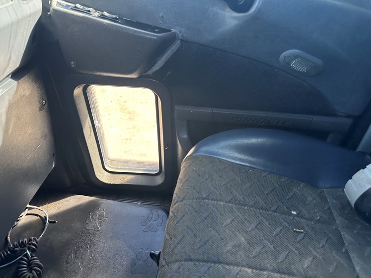 #33701-•-2011-mack-cxu-sleeper-truck-tractor-1m1aw09y4bm013132-image-82