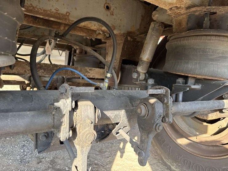 1995-wilson-hopper-bottom-image-16