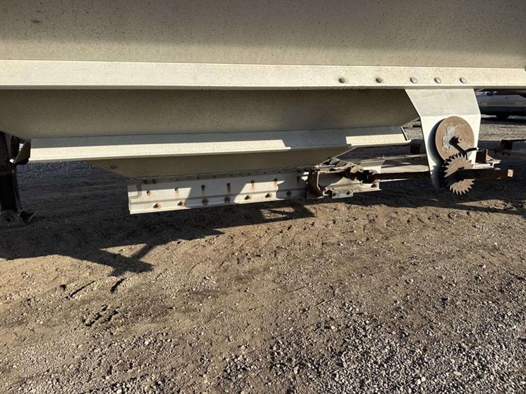 1995-wilson-hopper-bottom-image-10