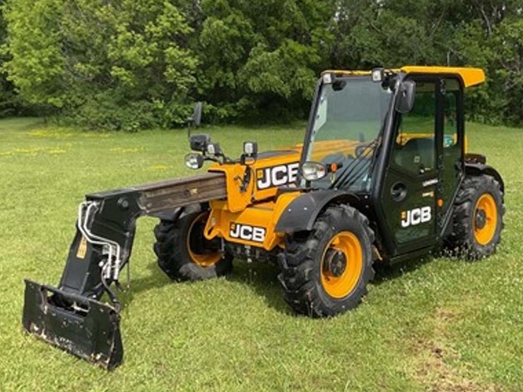 2022-jcb-525-60-image-1