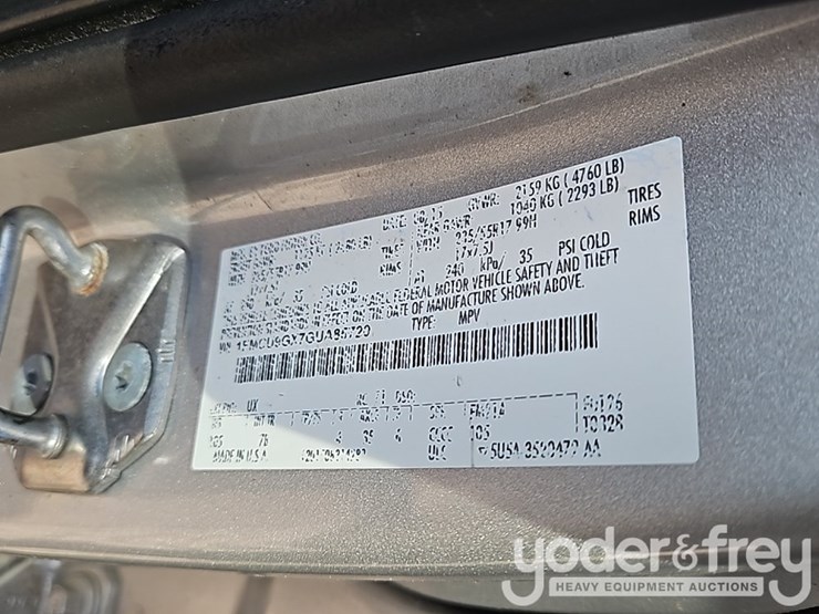 2016-ford-escape-image-32