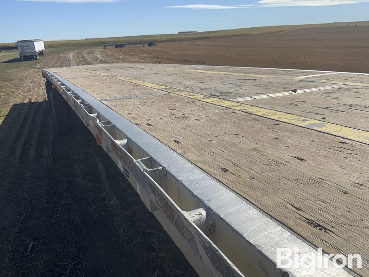 1999-wilson-cf-900-image-18