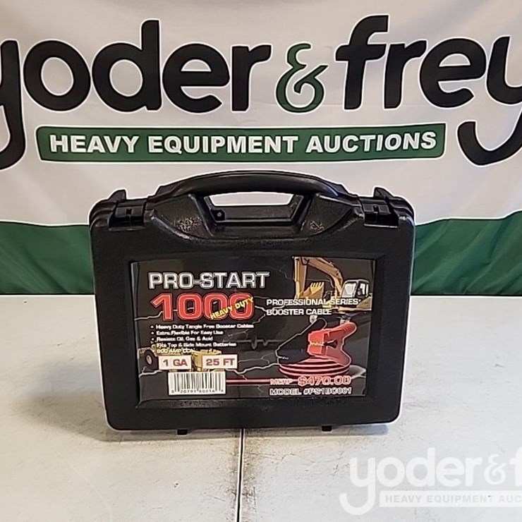 Unused 1 Gauge 25' Heavy Duty Booster Cable c/w Carry Case