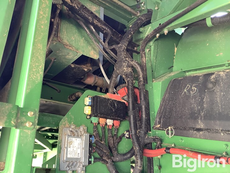 2010-john-deere-9770-sts-image-20