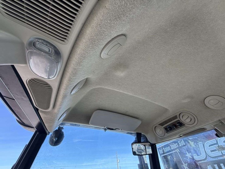 john-deere-5075e-image-27