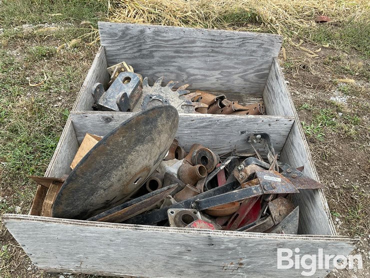 pallet-of-disk-parts-image-2