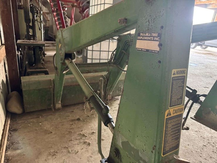 john-deere-146-image-3