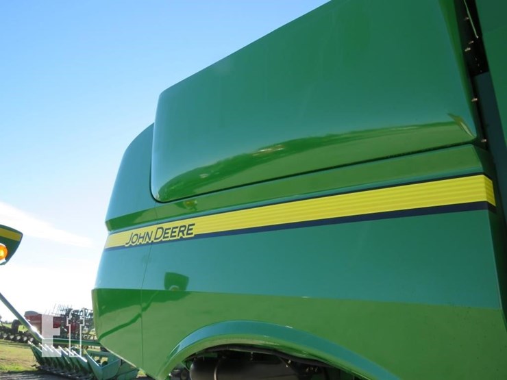 2012-john-deere-s660-image-24