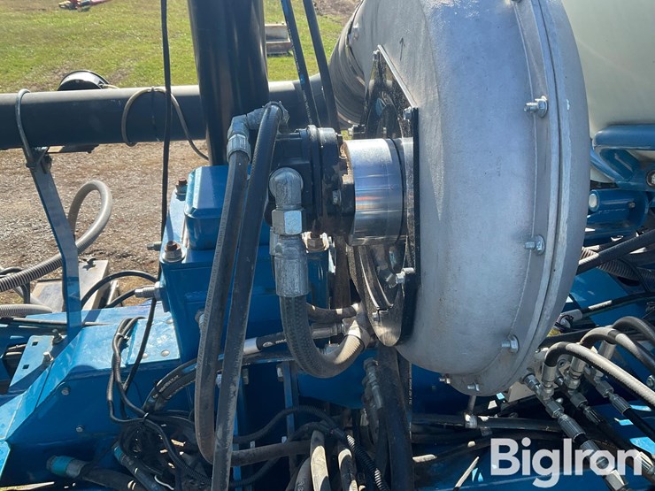 2012-kinze-3660-image-17