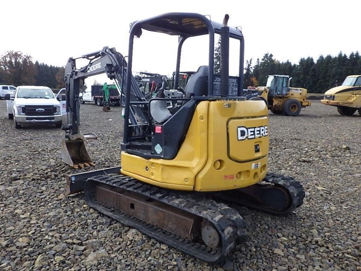 2019-deere-50g-image-5