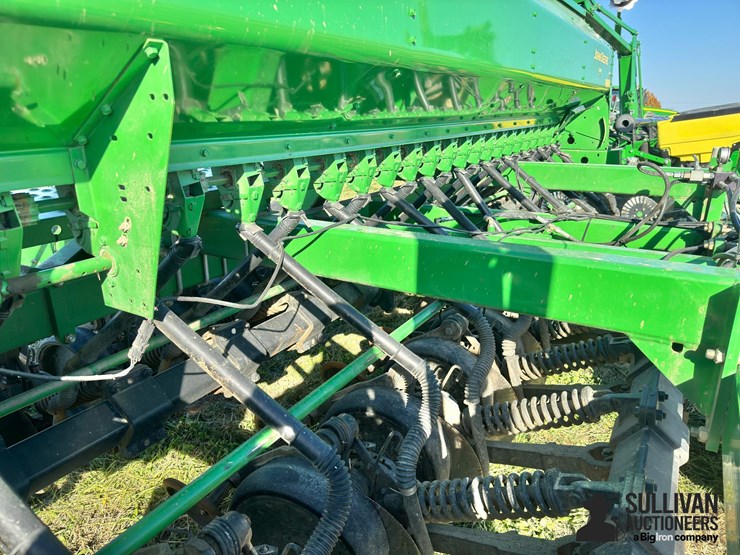 2009-john-deere-1590-image-12