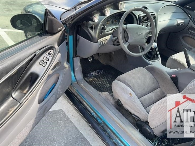 1994-ford-mustang-gt-image-10