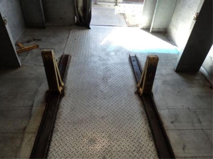 2008-freightliner-mt55-image-47